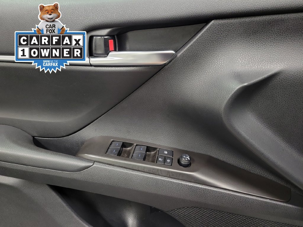 Used 2024 Toyota Camry SE FWD image 27