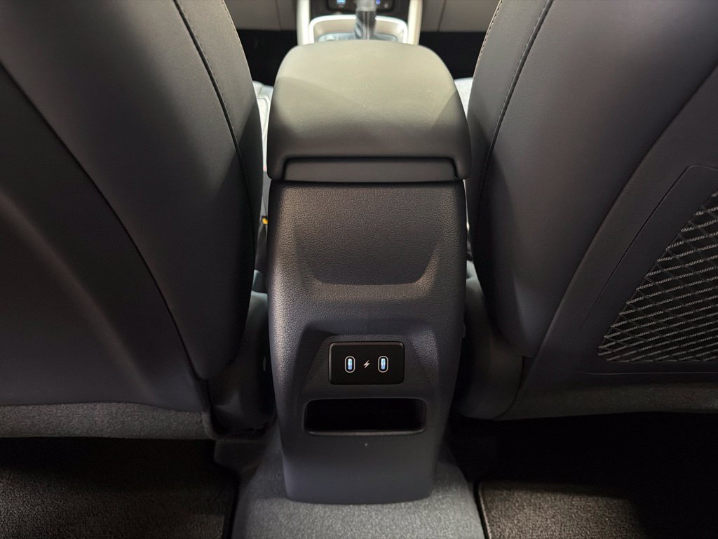 New 2026 Hyundai Venue SEL FWD image 18