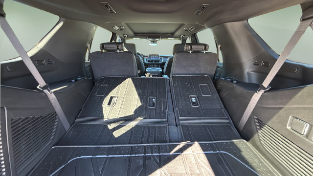 Used 2024 Chevrolet Tahoe High Country AWD/4WD image 35
