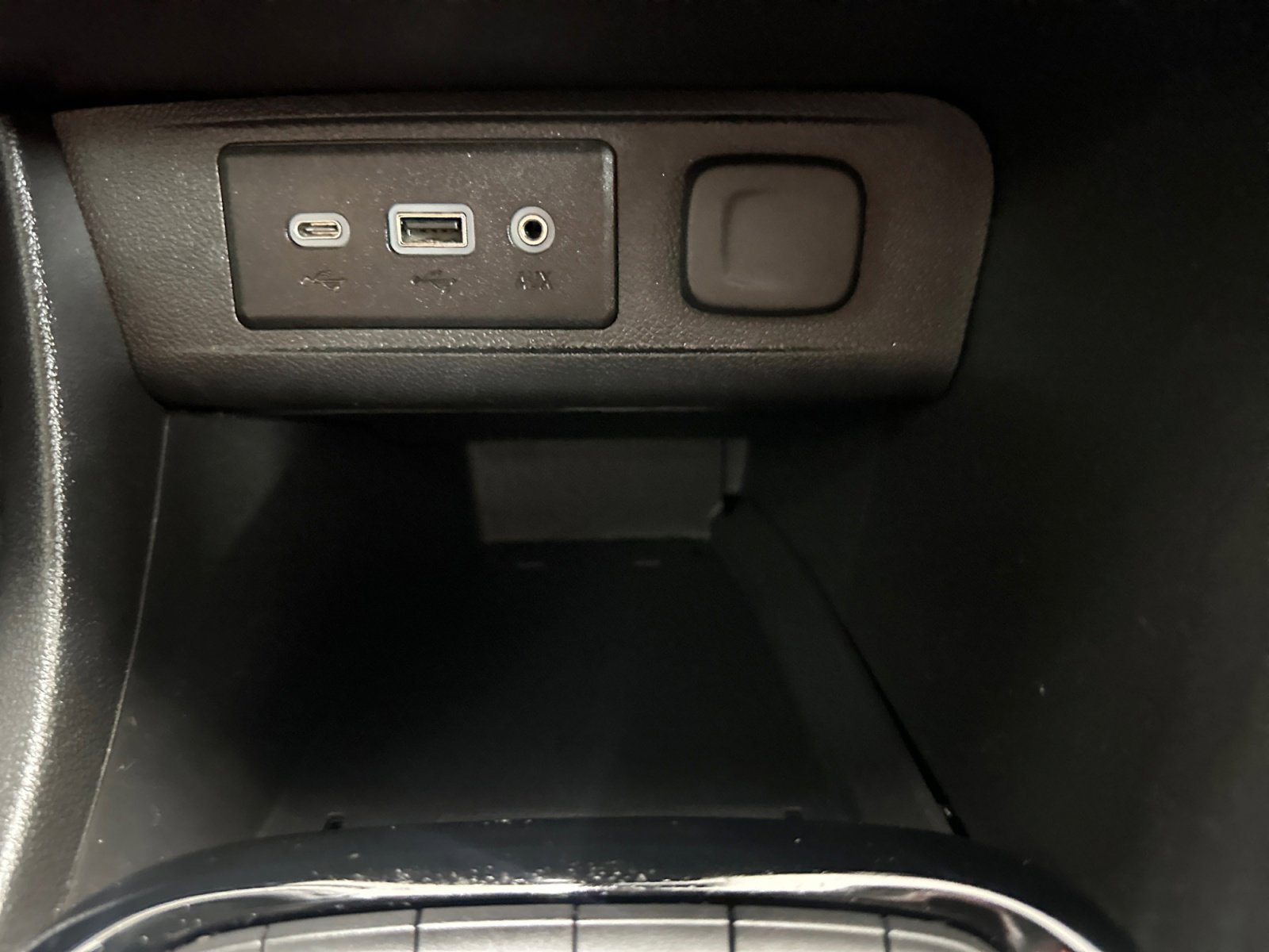 Used 2023 Buick Encore GX Preferred FWD image 21