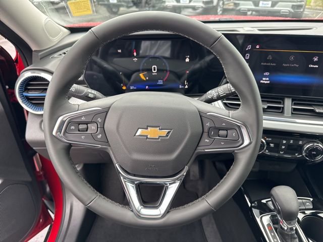 Used 2026 Chevrolet Trax LT w/ Driver Confidence Package FWD image 14