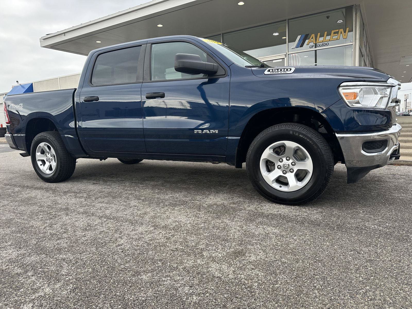 Used 2019 RAM 1500 Tradesman w/ SXT Appearance Group AWD/4WD image 1