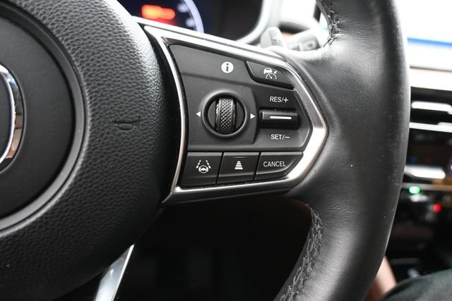 Used 2024 Acura MDX SH-AWD w/ Technology Package image 15