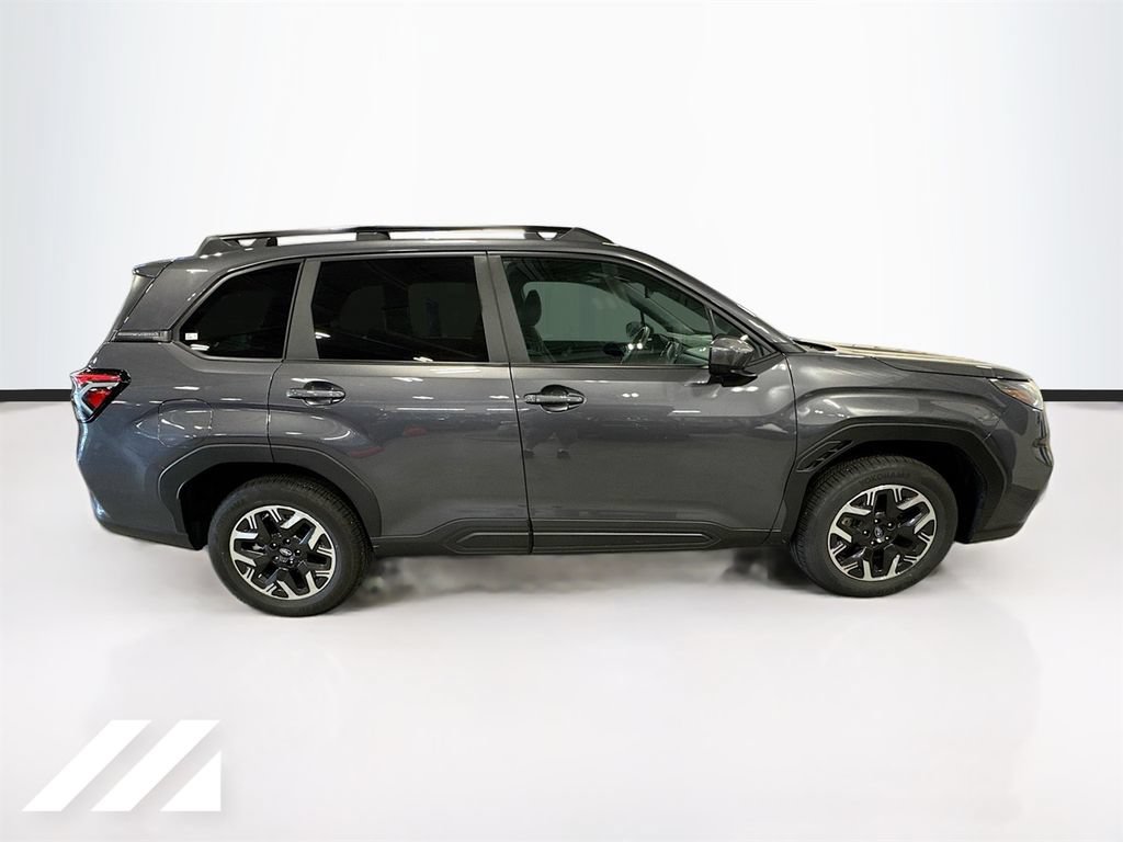 Used 2026 Subaru Forester Premium AWD/4WD image 4