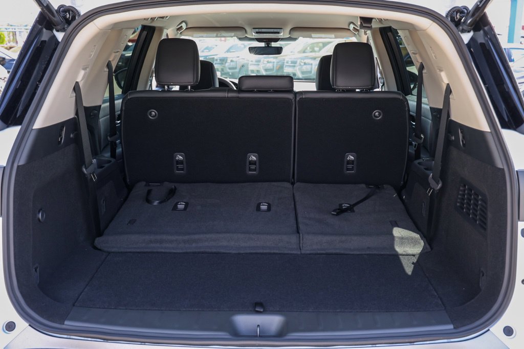 New 2026 Nissan Pathfinder SL FWD image 16