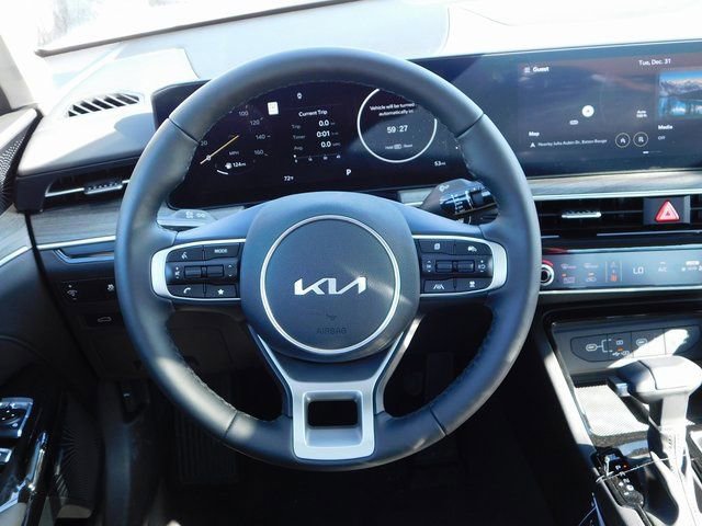 Used 2025 Kia K5 EX image 17