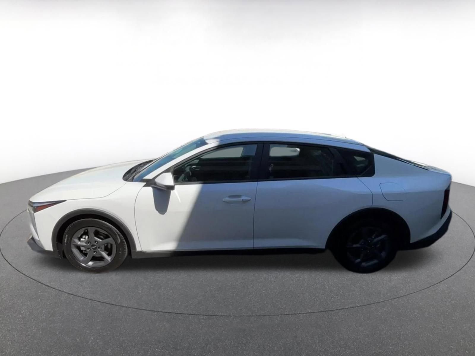 Used 2025 Kia K4 FWD image 10