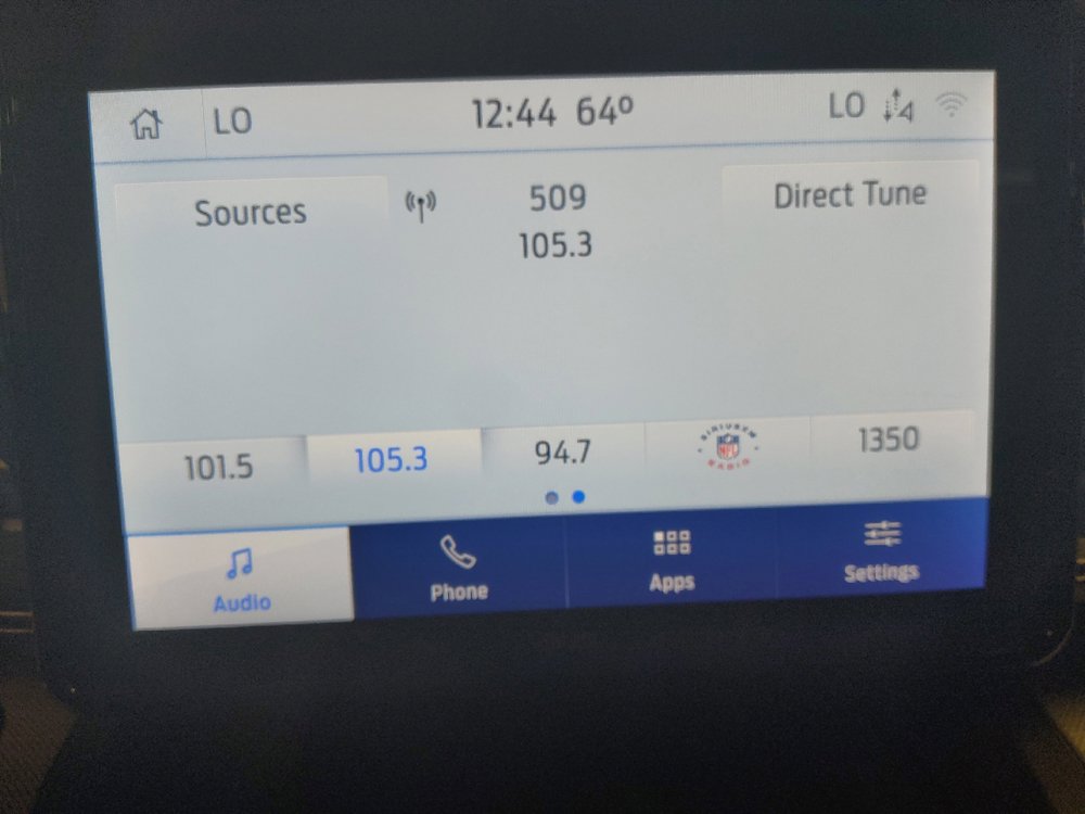 Used 2020 Ford Explorer XLT AWD/4WD image 25