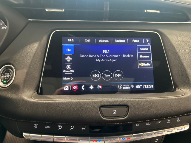 Certified 2022 Cadillac XT4 Sport w/ Enhanced Visibility Package AWD/4WD image 13