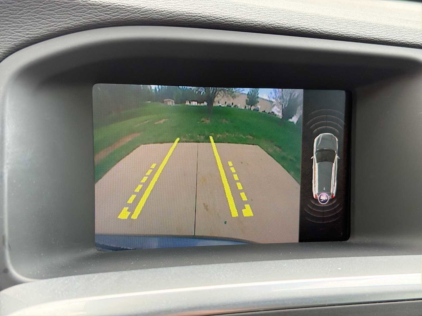 Used 2017 Volvo V60 T6 R-Design Platinum w/ Climate Package AWD/4WD image 25