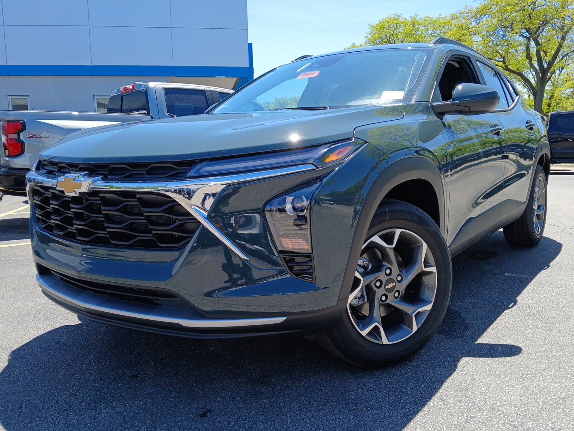 New 2026 Chevrolet Trax LT w/ Driver Confidence Package FWD image 27
