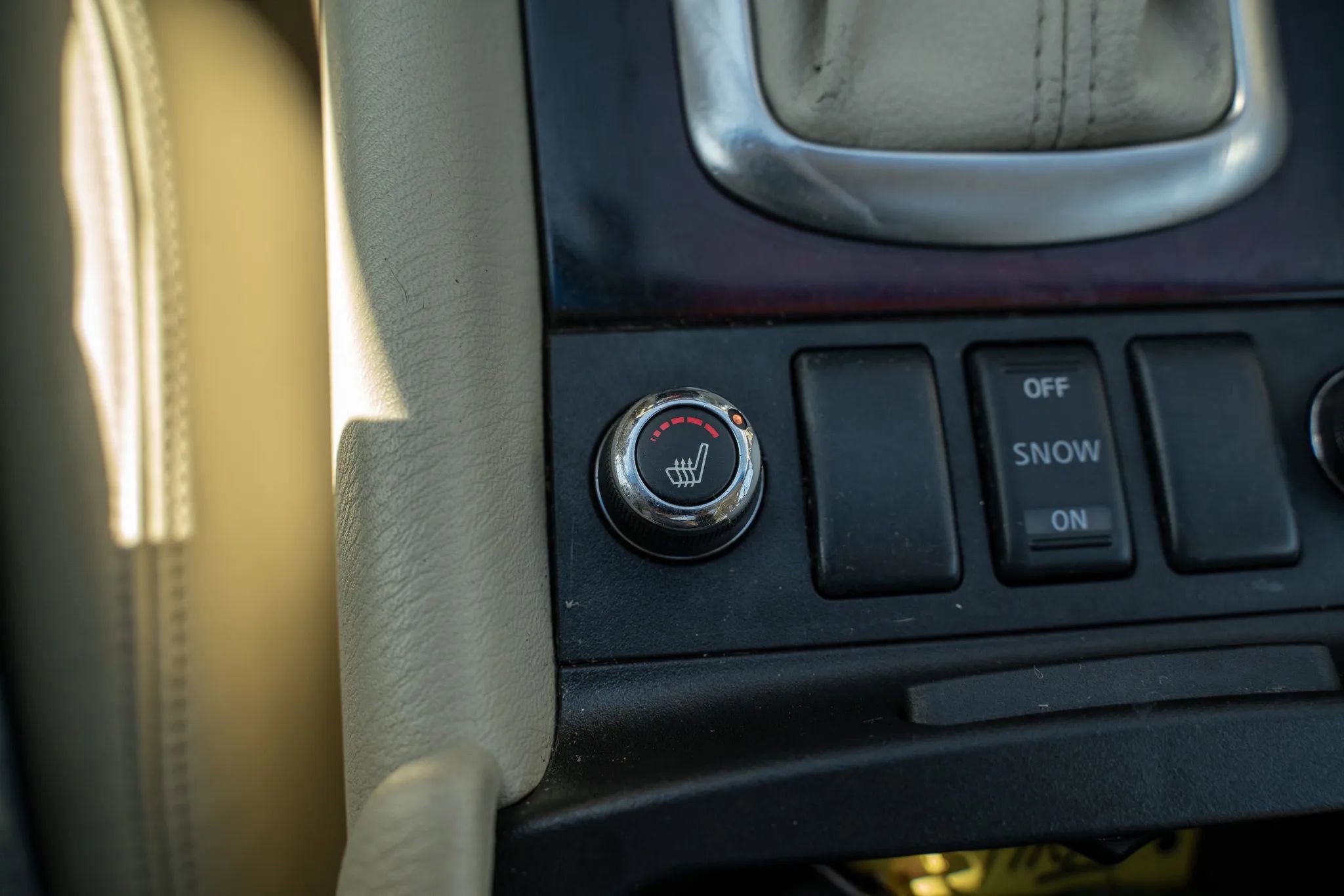 Used 2014 INFINITI QX50 Journey w/ Premium Package image 24