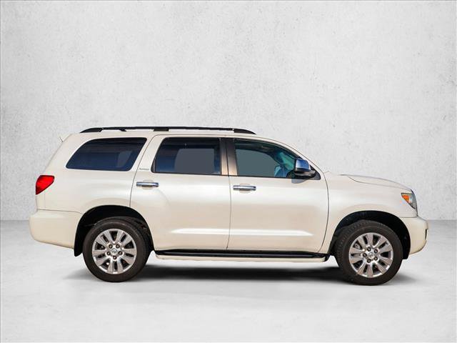 Used 2015 Toyota Sequoia Platinum AWD/4WD image 4