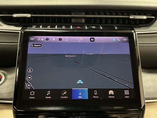 Used 2022 Jeep Grand Cherokee Limited w/ Luxury Tech Group II image 9