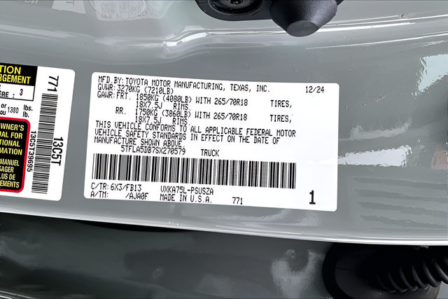 Used 2025 Toyota Tundra SR5 w/ SR5 Convenience Package AWD/4WD image 16