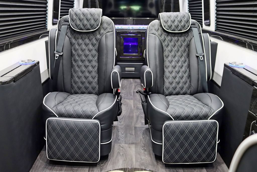 Used 2026 Mercedes-Benz Sprinter 3500 image 38