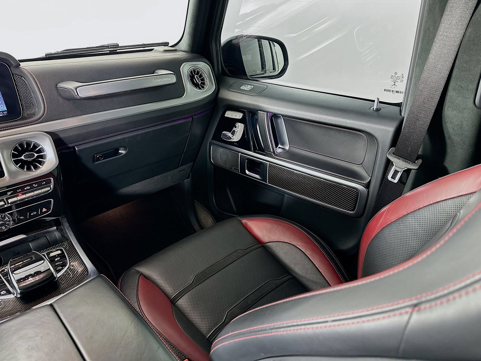 Used 2023 Mercedes-Benz G 63 AMG 4MATIC w/ G Manufaktur Interior Package image 22