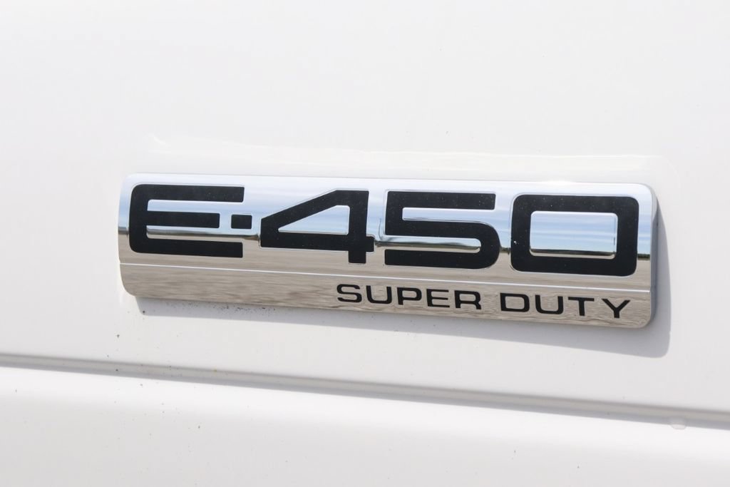 Used 2023 Ford E-450 and Econoline 450 Super Duty RWD image 28