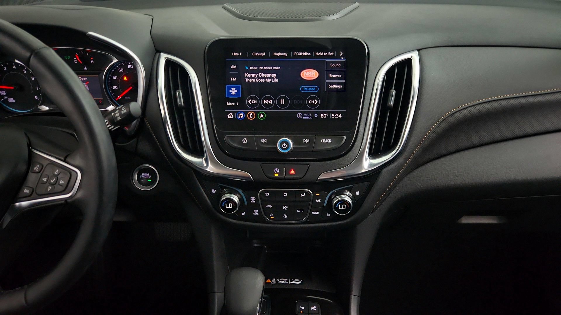 Used 2024 Chevrolet Equinox Premier AWD/4WD image 21