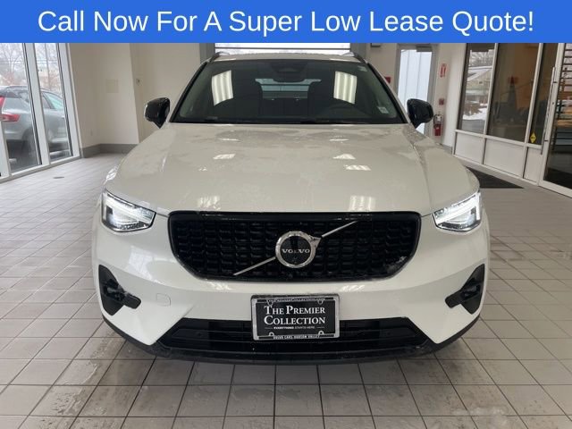 Used 2026 Volvo XC40 B5 Plus w/ Protection Package Premier image 6