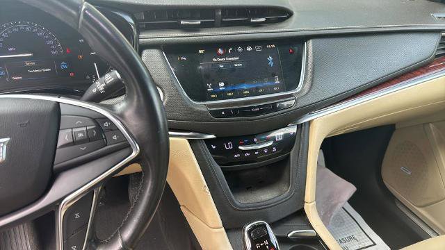 Used 2019 Cadillac XT5 Luxury AWD/4WD image 11