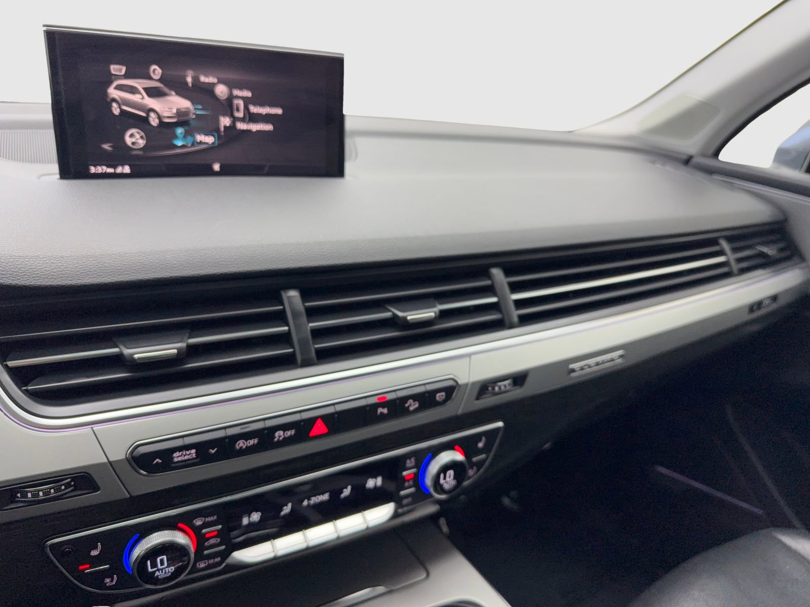 Used 2019 Audi Q7 2.0T Premium Plus w/ Premium Plus Package image 24