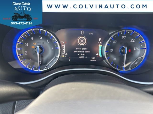 Used 2024 Chrysler Pacifica Touring-L image 18