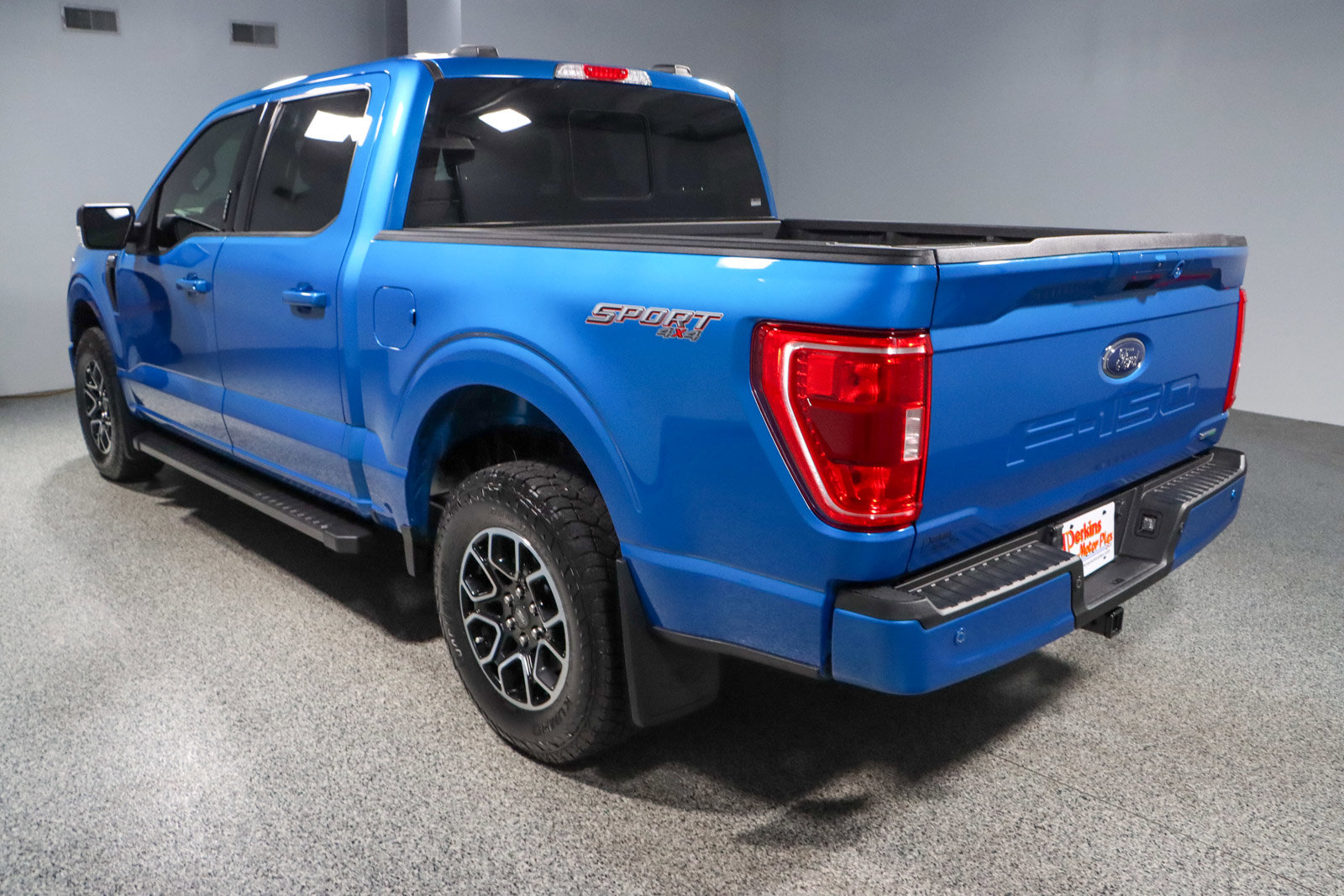 Used 2021 Ford F150 XLT w/ Equipment Group 302A High image 9