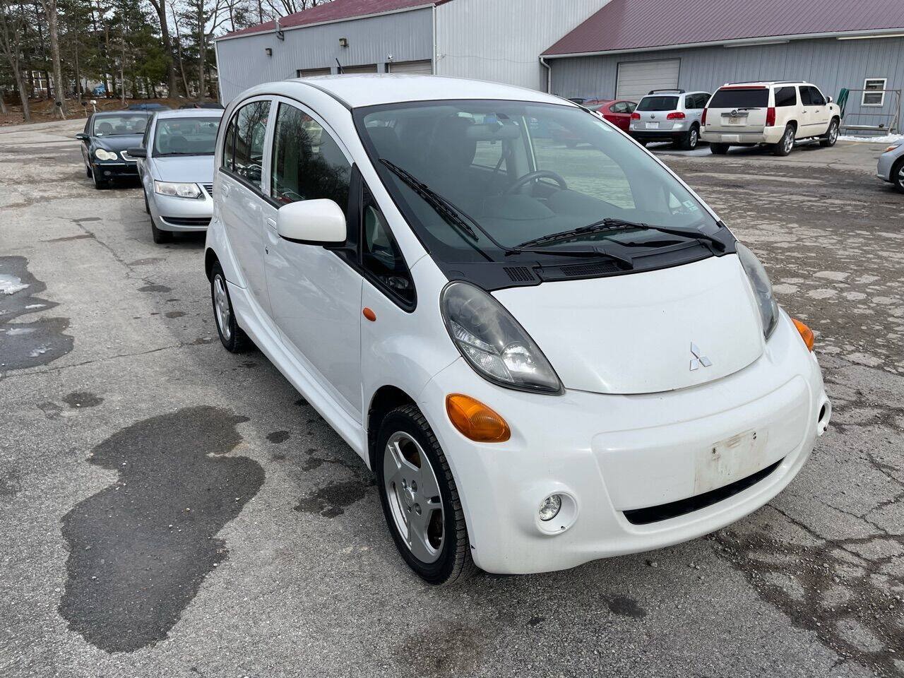 Used 2012 Mitsubishi i ES RWD image 7