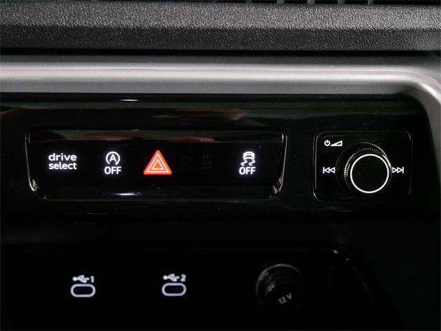 Used 2025 Audi SQ5 Premium Plus image 24