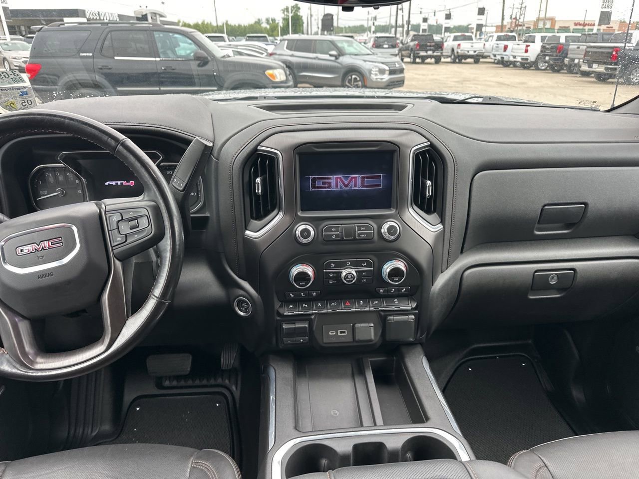 Used 2021 GMC Sierra 1500 AT4 w/ Technology Package AWD/4WD image 10