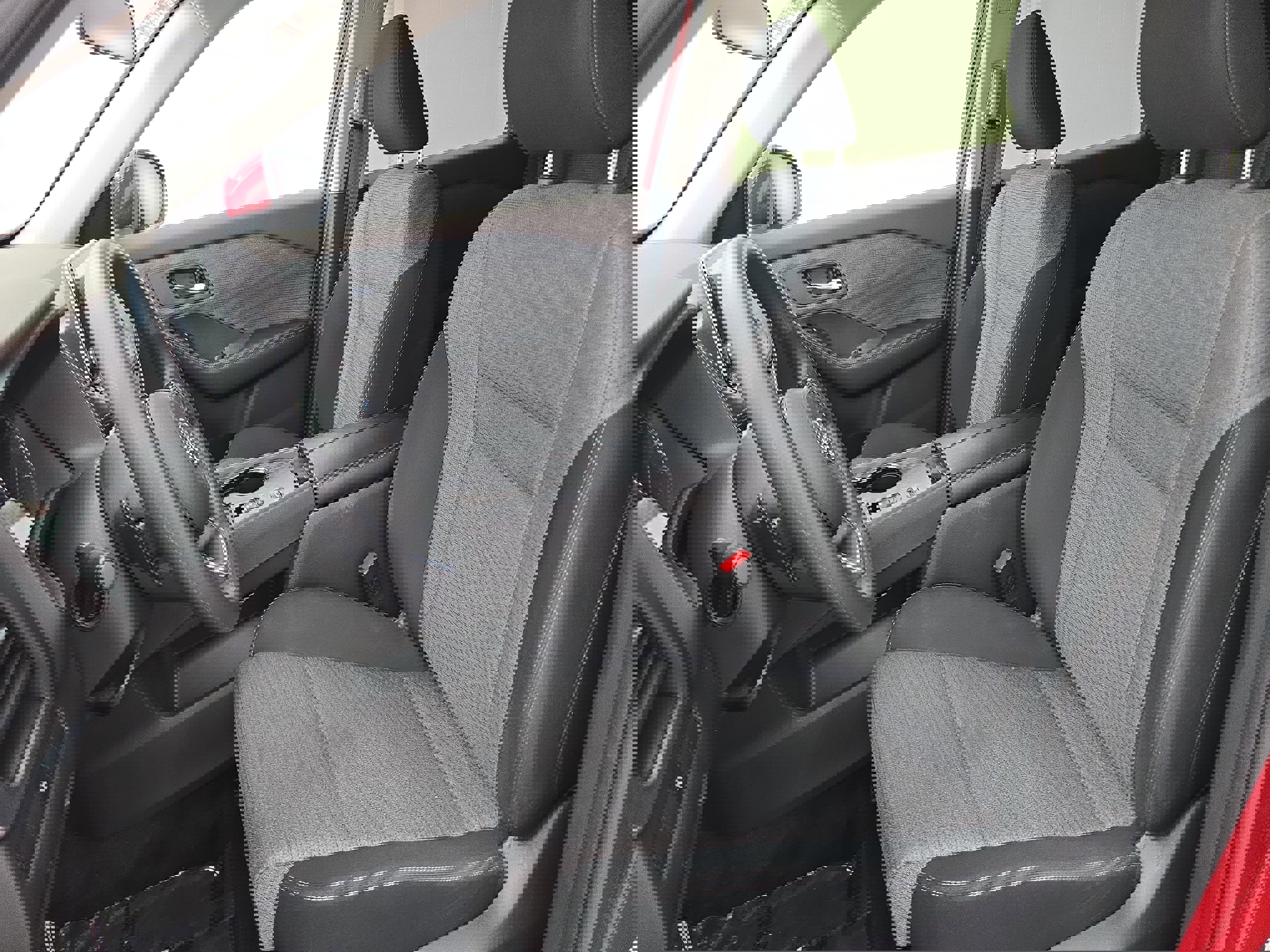 Certified 2023 Nissan Rogue SV FWD image 14