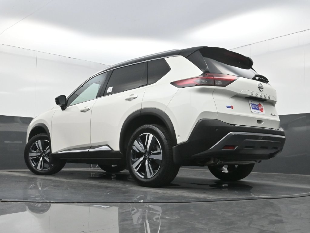 Used 2023 Nissan Rogue SL w/ SL Premium Package AWD/4WD image 29