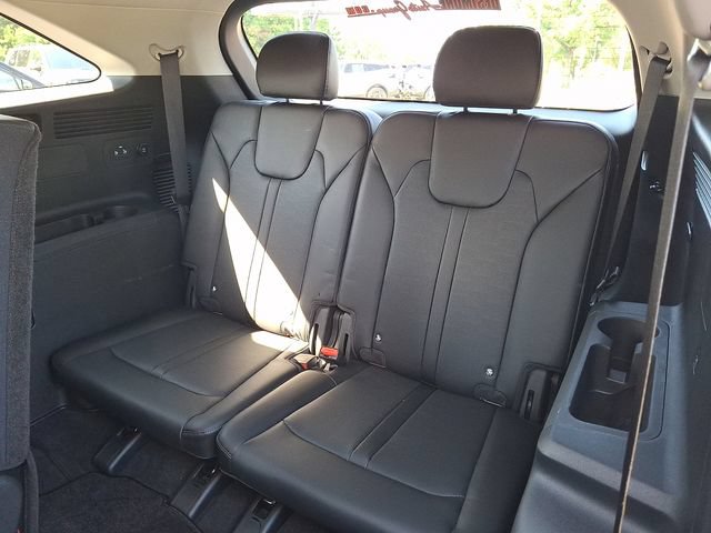 Certified 2025 Kia Sorento S AWD/4WD image 10