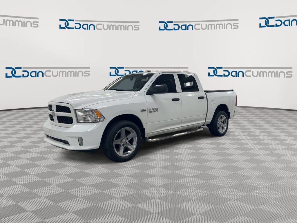 Used 2017 RAM 1500 Express w/ Express Value Package AWD/4WD image 4