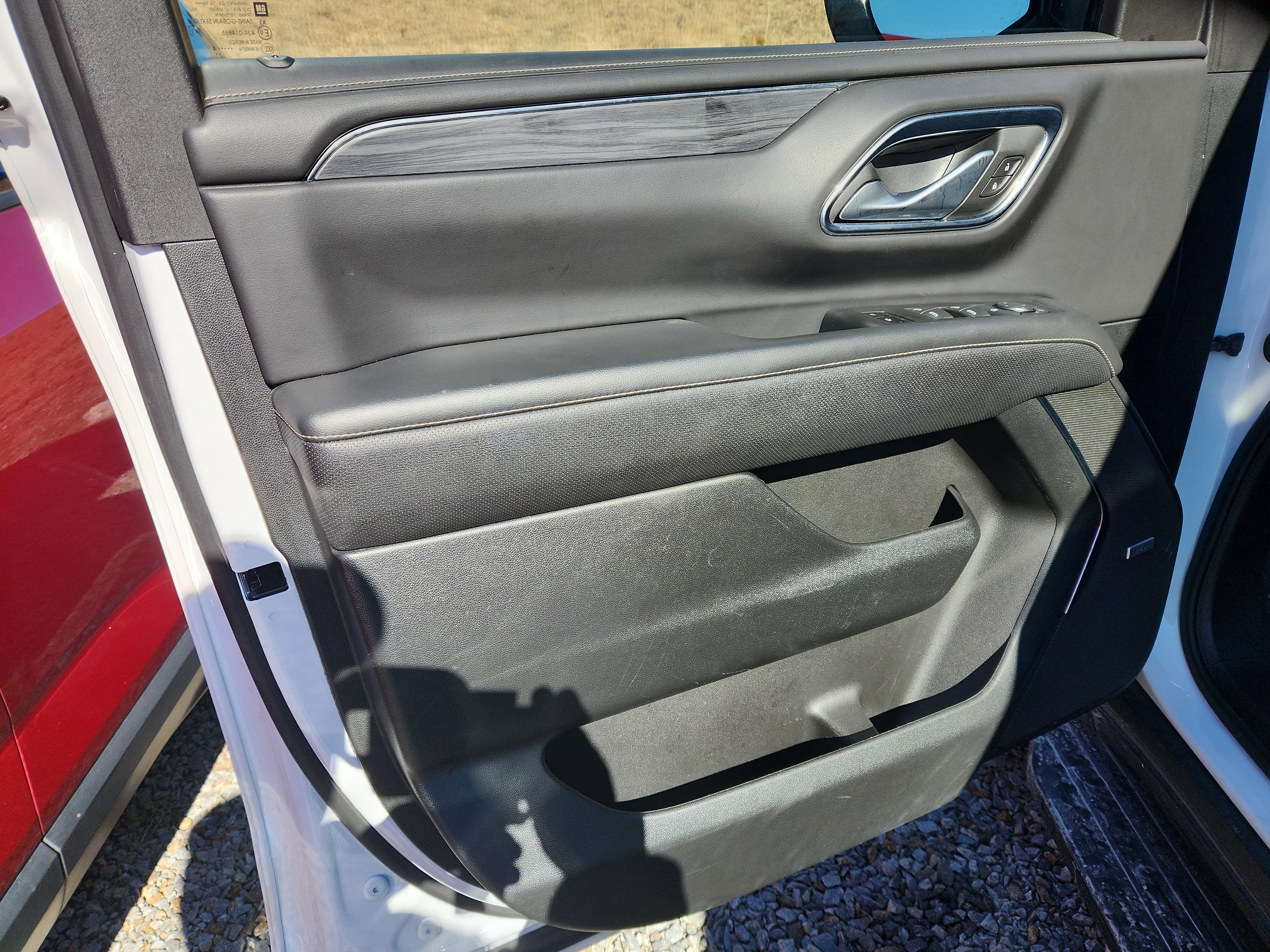 Used 2024 GMC Yukon SLT image 6