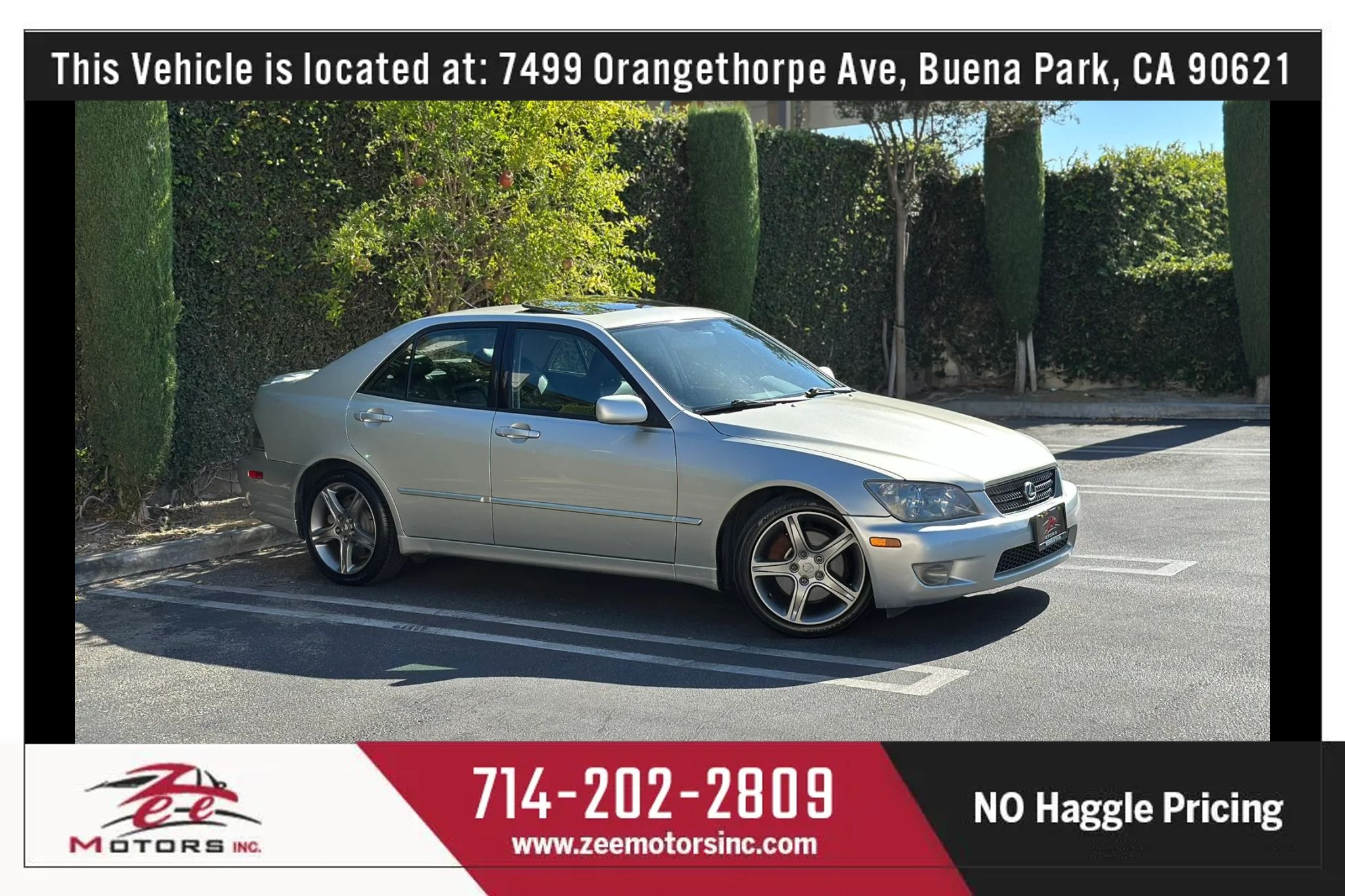 Used 2004 Lexus IS 300 RWD image 2