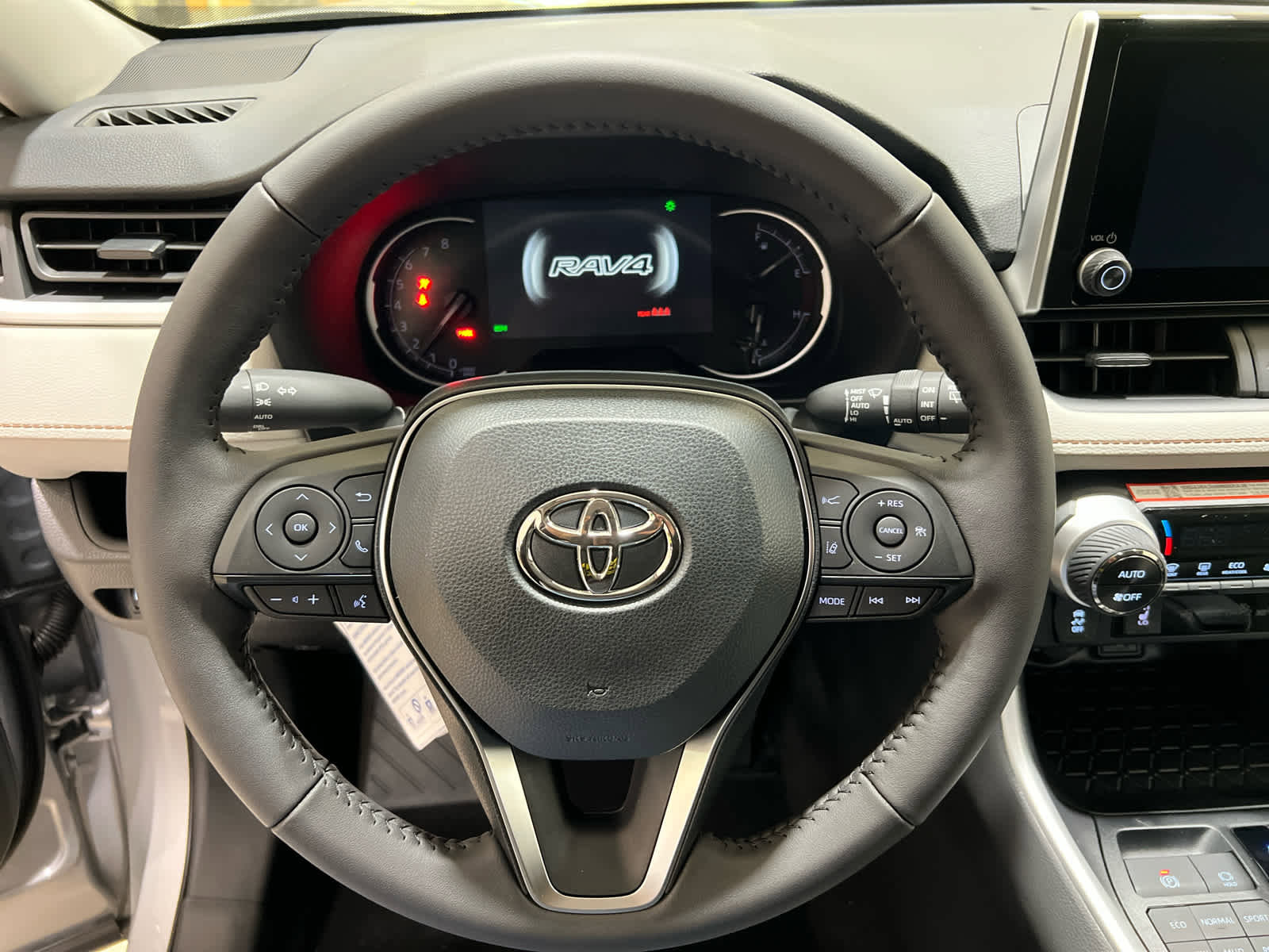 New 2025 Toyota RAV4 XLE w/ Convenience Package image 17