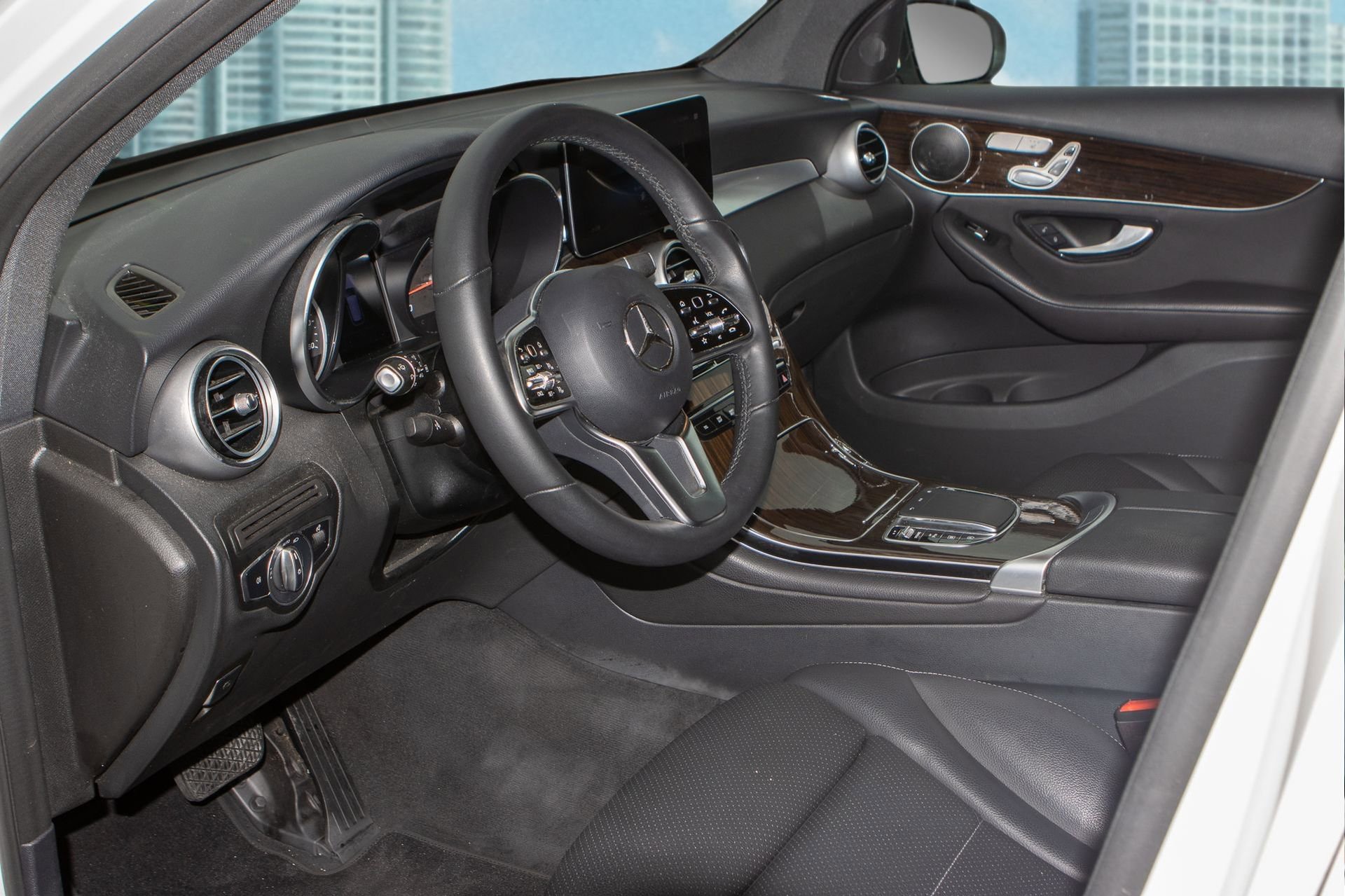 Used 2022 Mercedes-Benz GLC 300 image 15