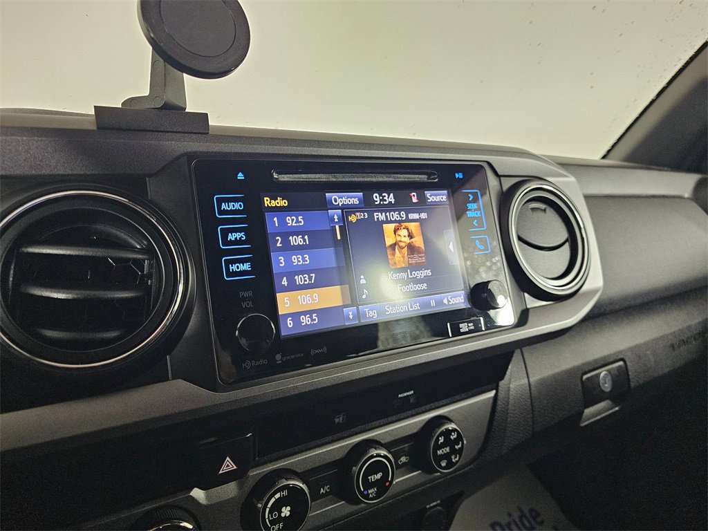 Used 2016 Toyota Tacoma TRD Off-Road image 29