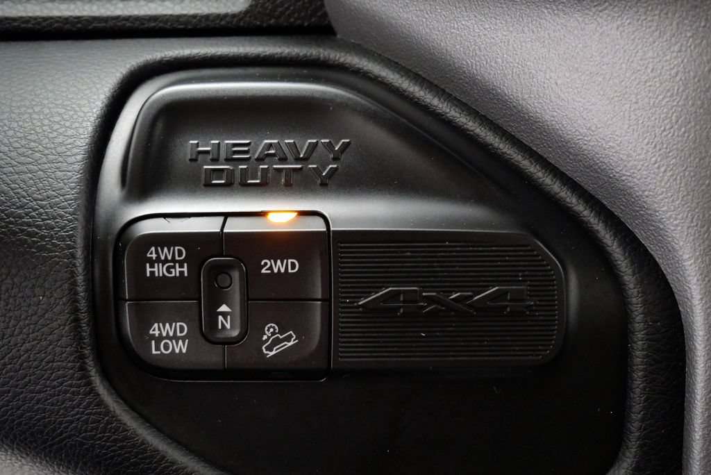 Used 2024 RAM 2500 Big Horn w/ Off Road Package AWD/4WD image 28