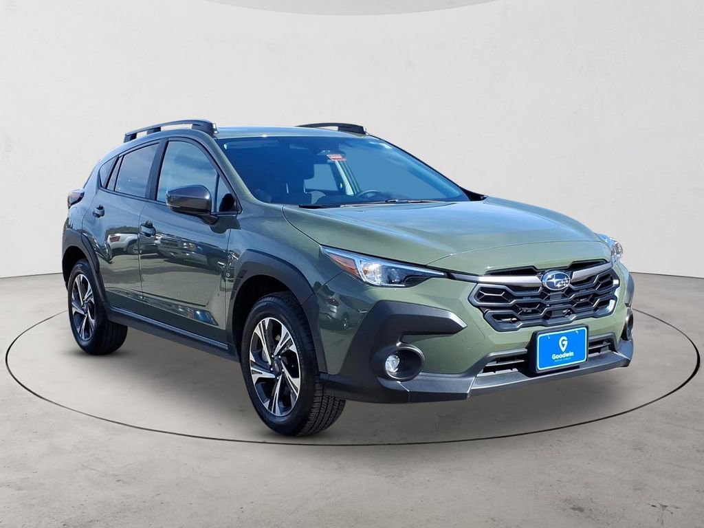 Used 2026 Subaru Crosstrek 2.0i Premium image 3
