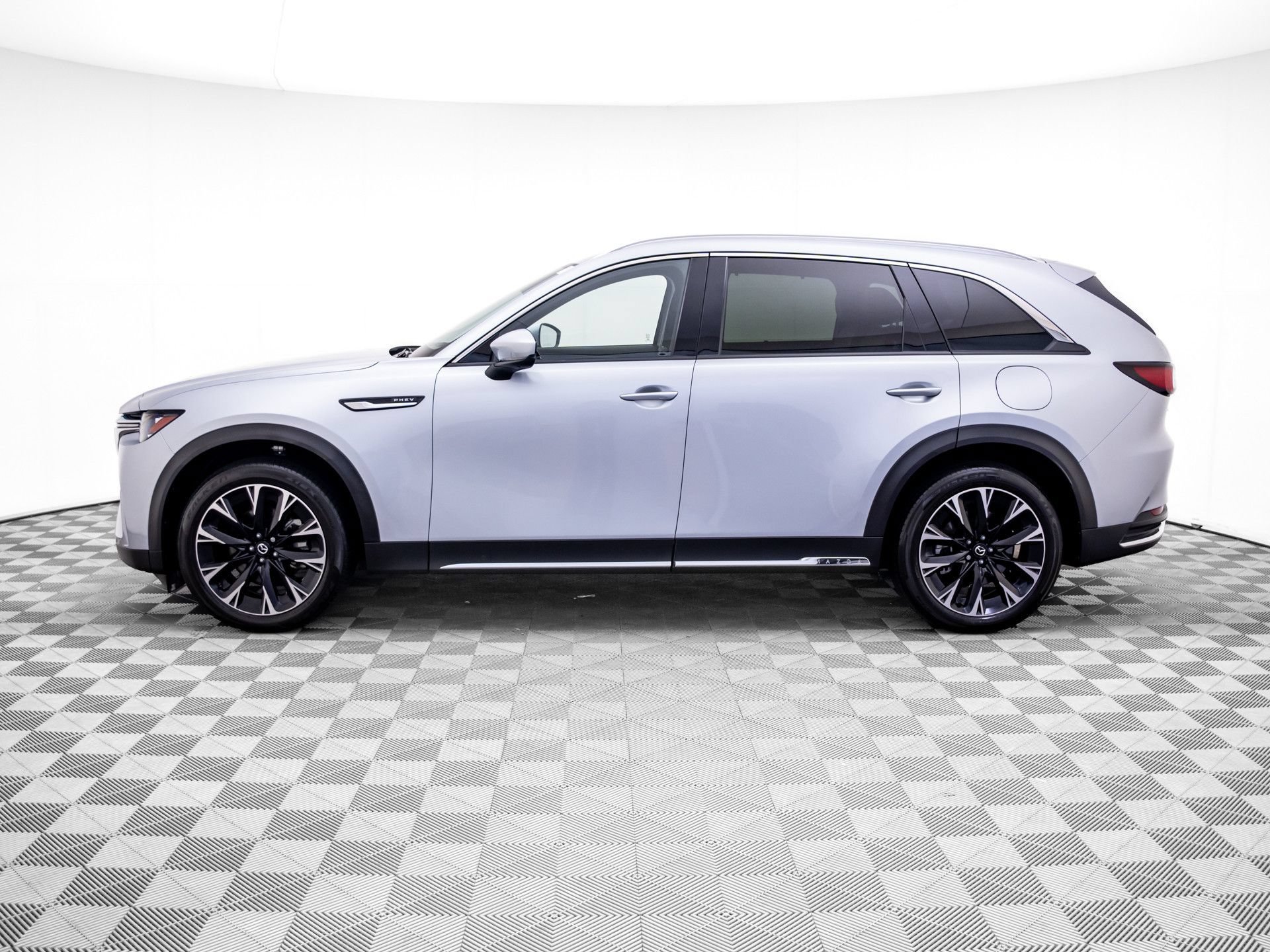 Used 2024 MAZDA CX-90 Plug-In Hybrid w/ Premium Plus AWD/4WD image 2