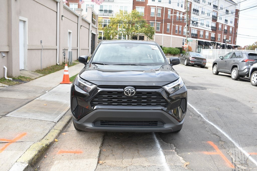 Used 2025 Toyota RAV4 LE image 3