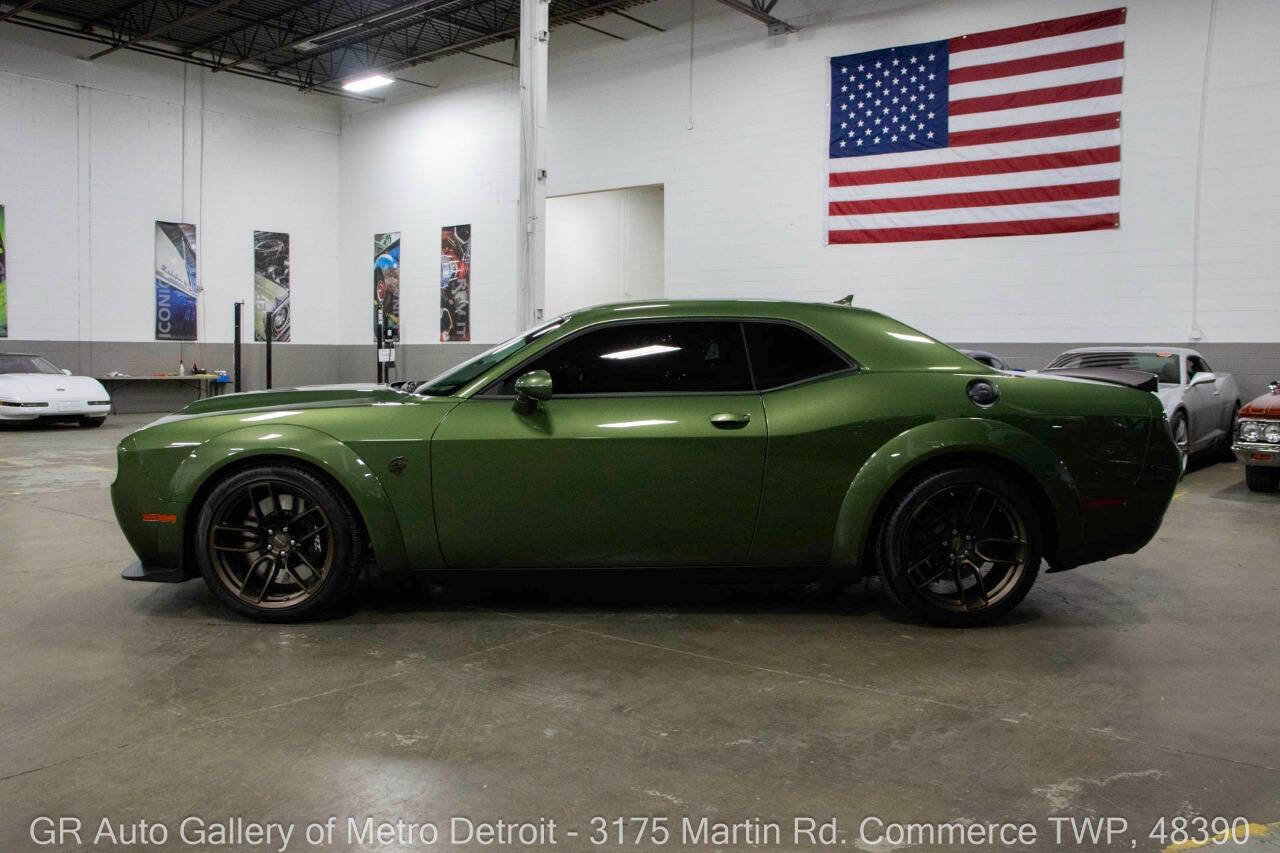 Used 2023 Dodge Challenger SRT Hellcat image 3