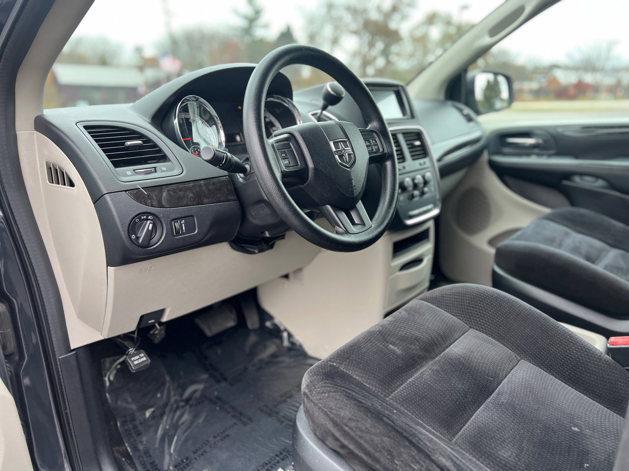 Used 2014 Dodge Grand Caravan SE w/ Quick Order Package 29E SE image 16