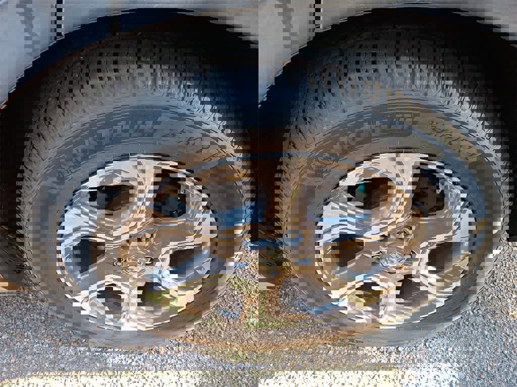 Used 2017 Honda CR-V EX image 5