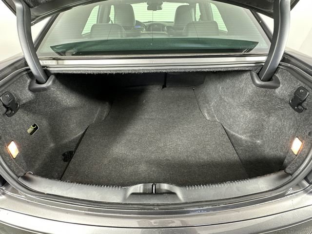 Used 2019 Chrysler 300 S AWD/4WD image 8