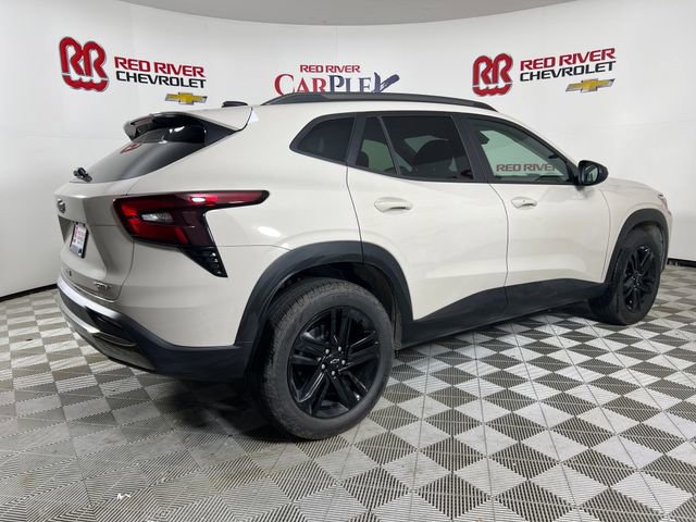 New 2026 Chevrolet Trax ACTIV w/ Sunroof Package image 7