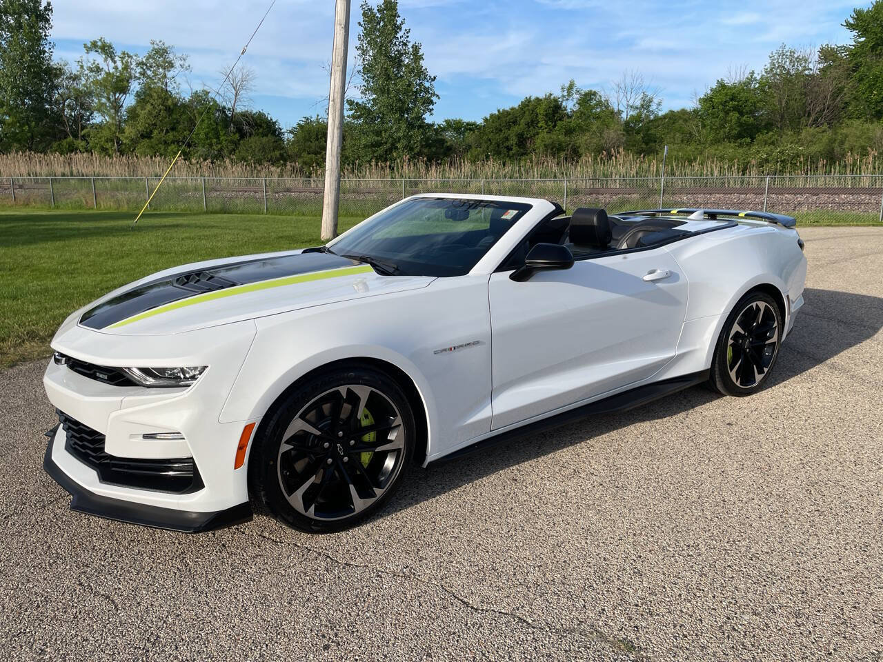 Used 2023 Chevrolet Camaro SS RWD image 59